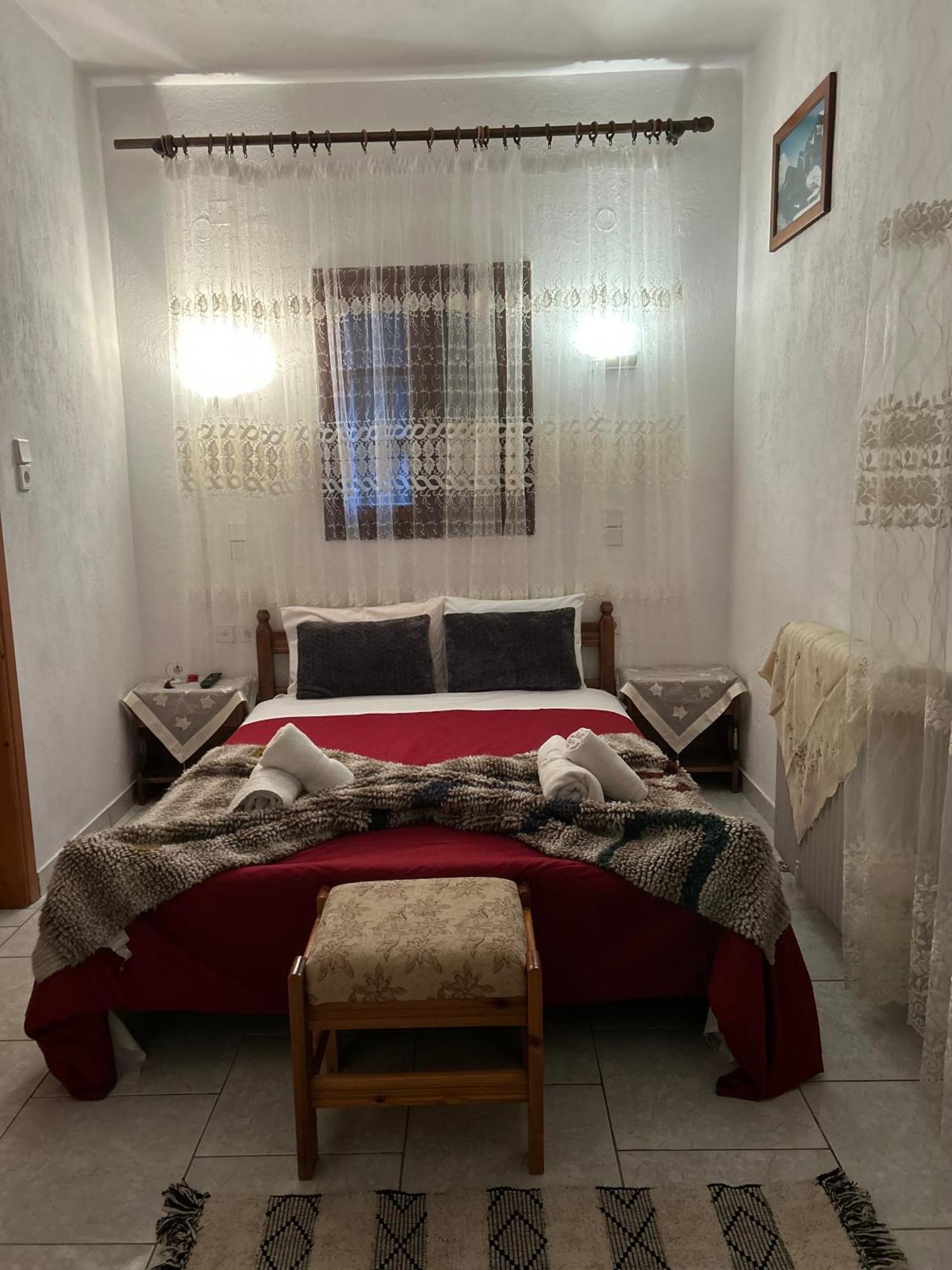 Karpouzis Guesthouse Vikos Exterior foto